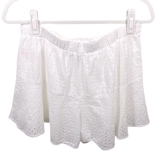 Mink Pink Luna High Waisted Pleated White Eyelet Shorts - Picture 5 of 7